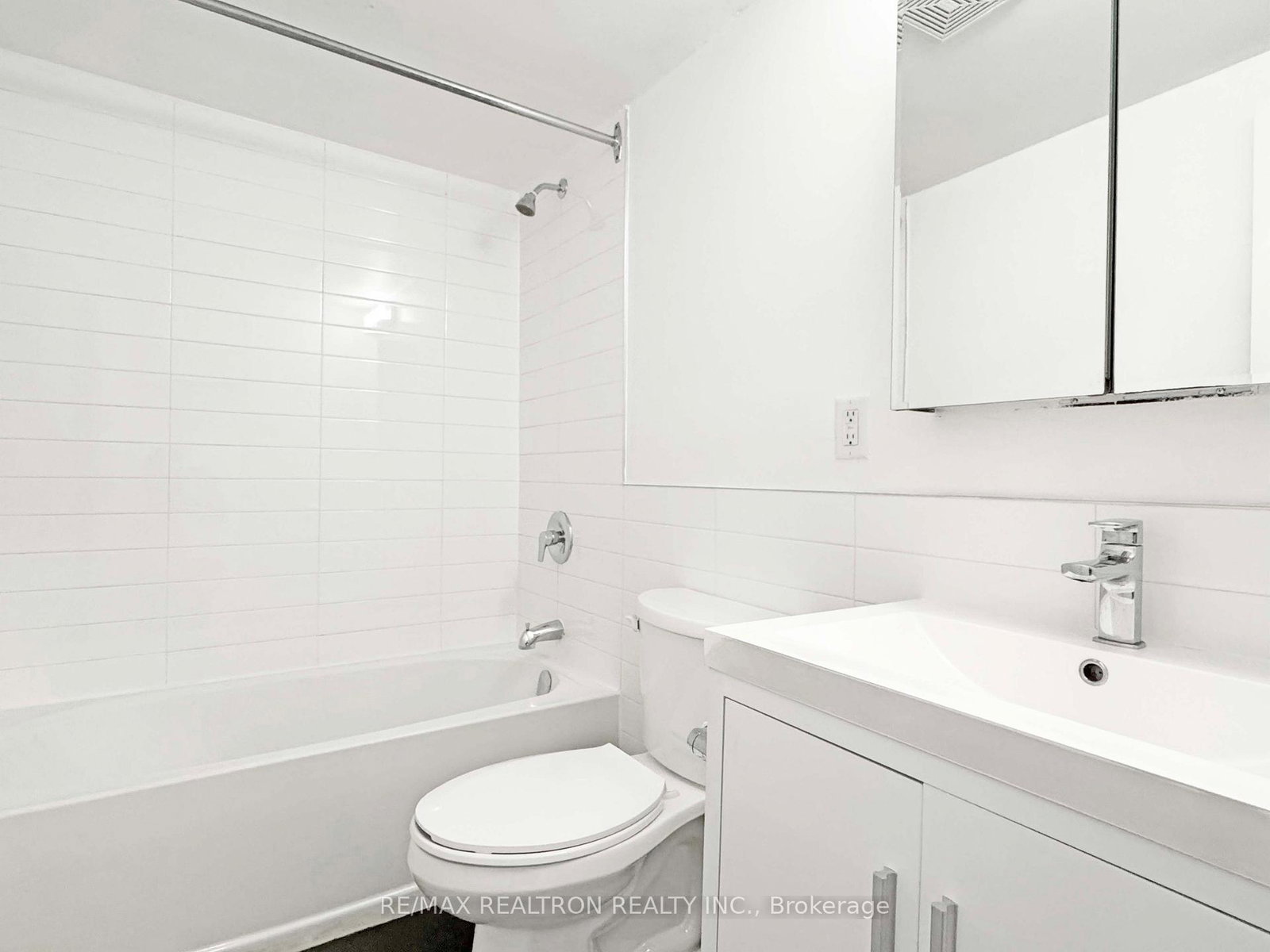 525-eglinton-avenue-e-toronto-ontario-c12187294