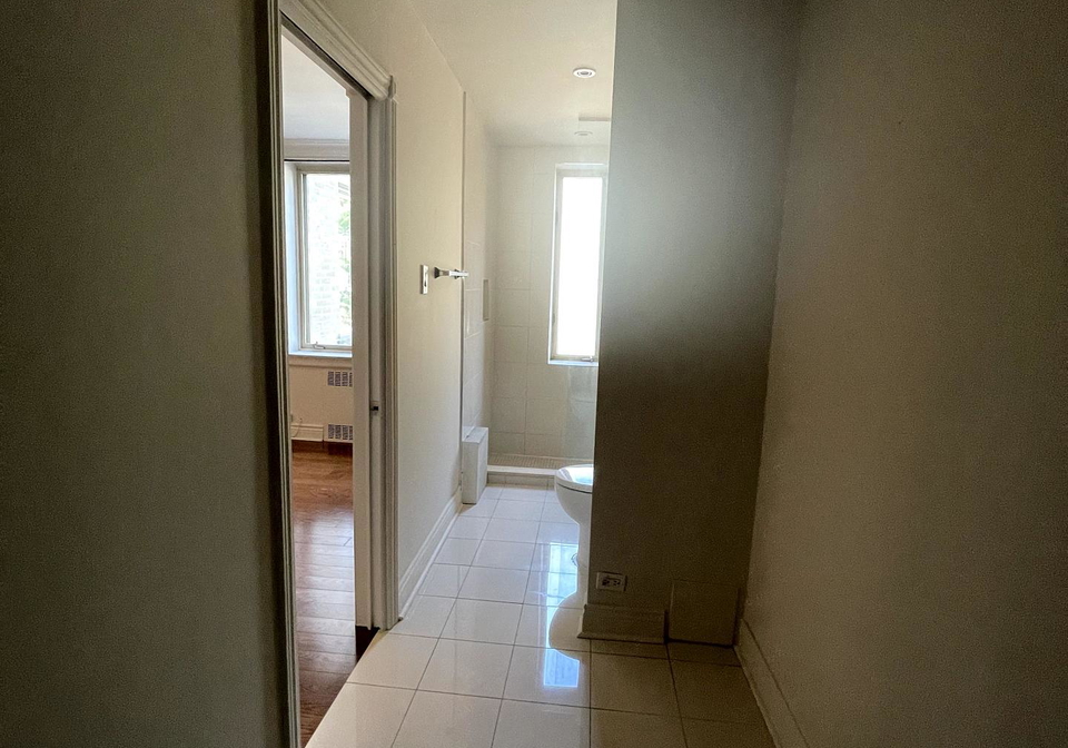 150-farnham-avenue-toronto-ontario-c12187428