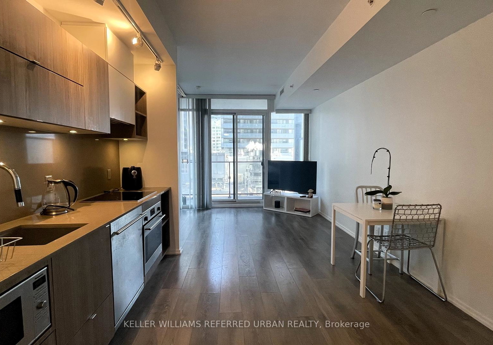 125-peter-street-toronto-ontario-c12187861