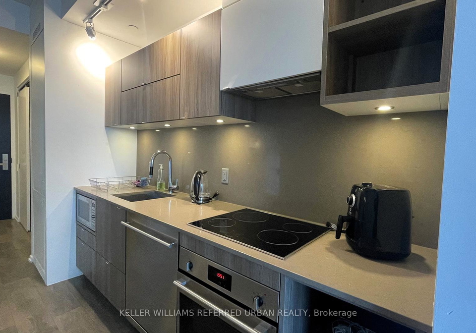 125-peter-street-toronto-ontario-c12187861
