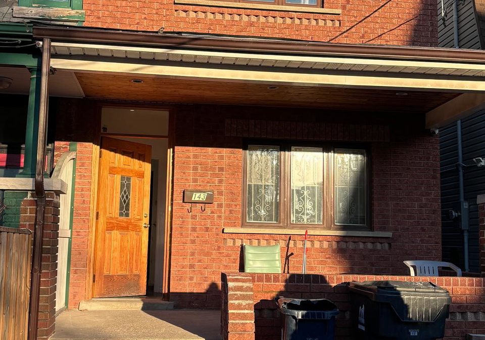 143-markham-street-toronto-ontario-c12188028
