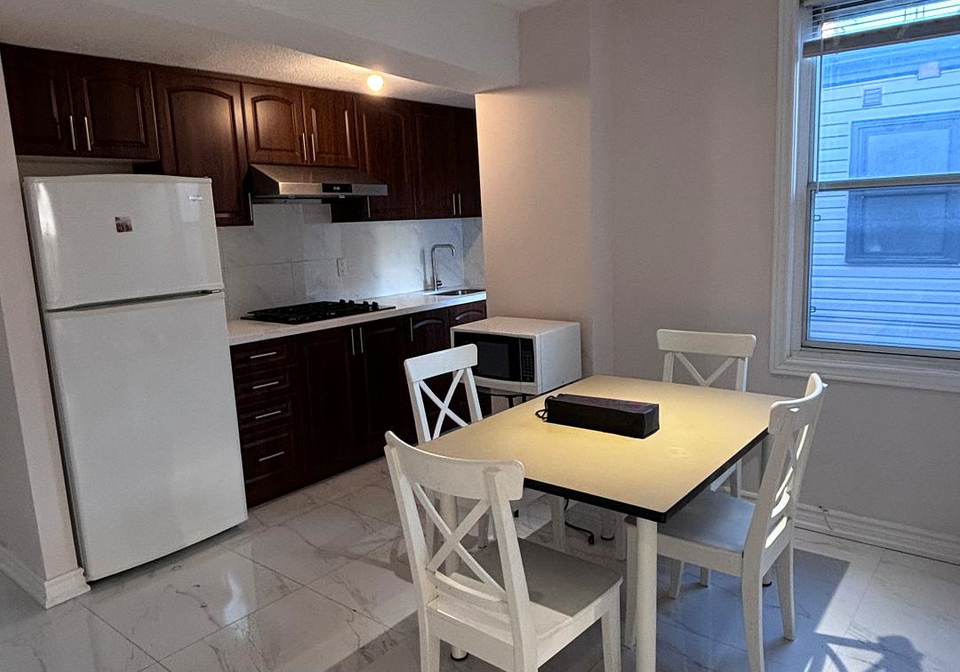 143-markham-street-toronto-ontario-c12188028