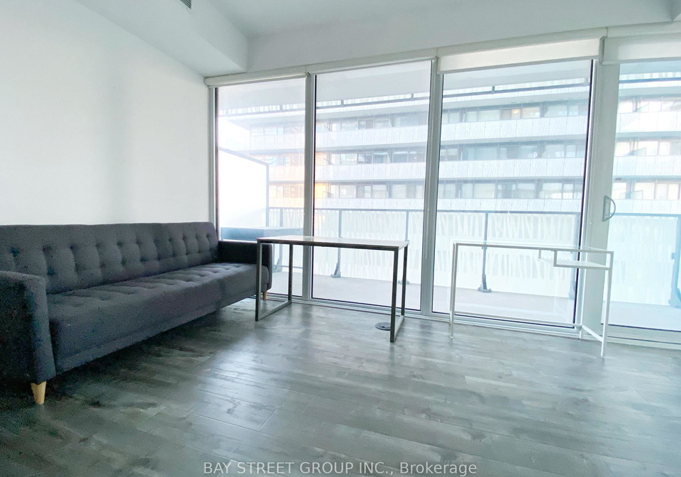 42-charles-street-e-toronto-ontario-c12188030