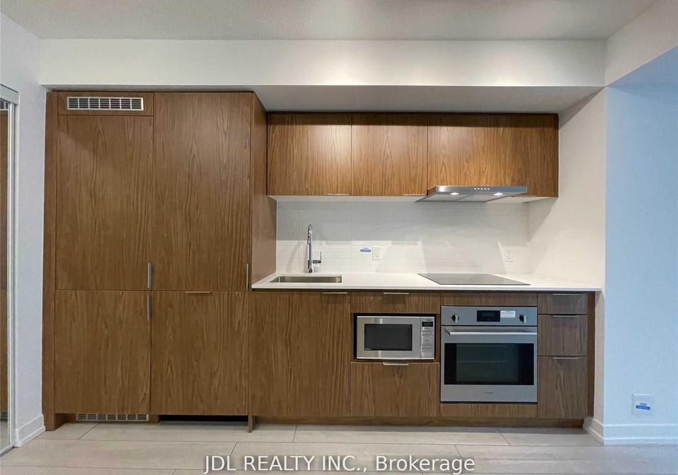 60-shuter-street-toronto-ontario-c12188555