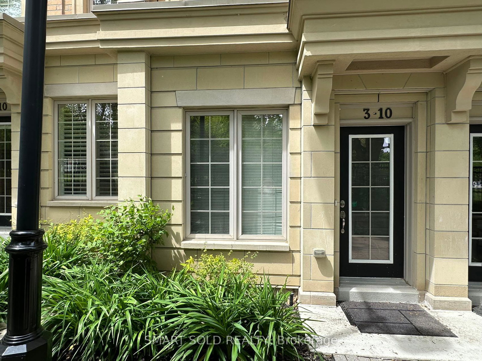 10-hargrave-lane-north-york-ontario-c12188570