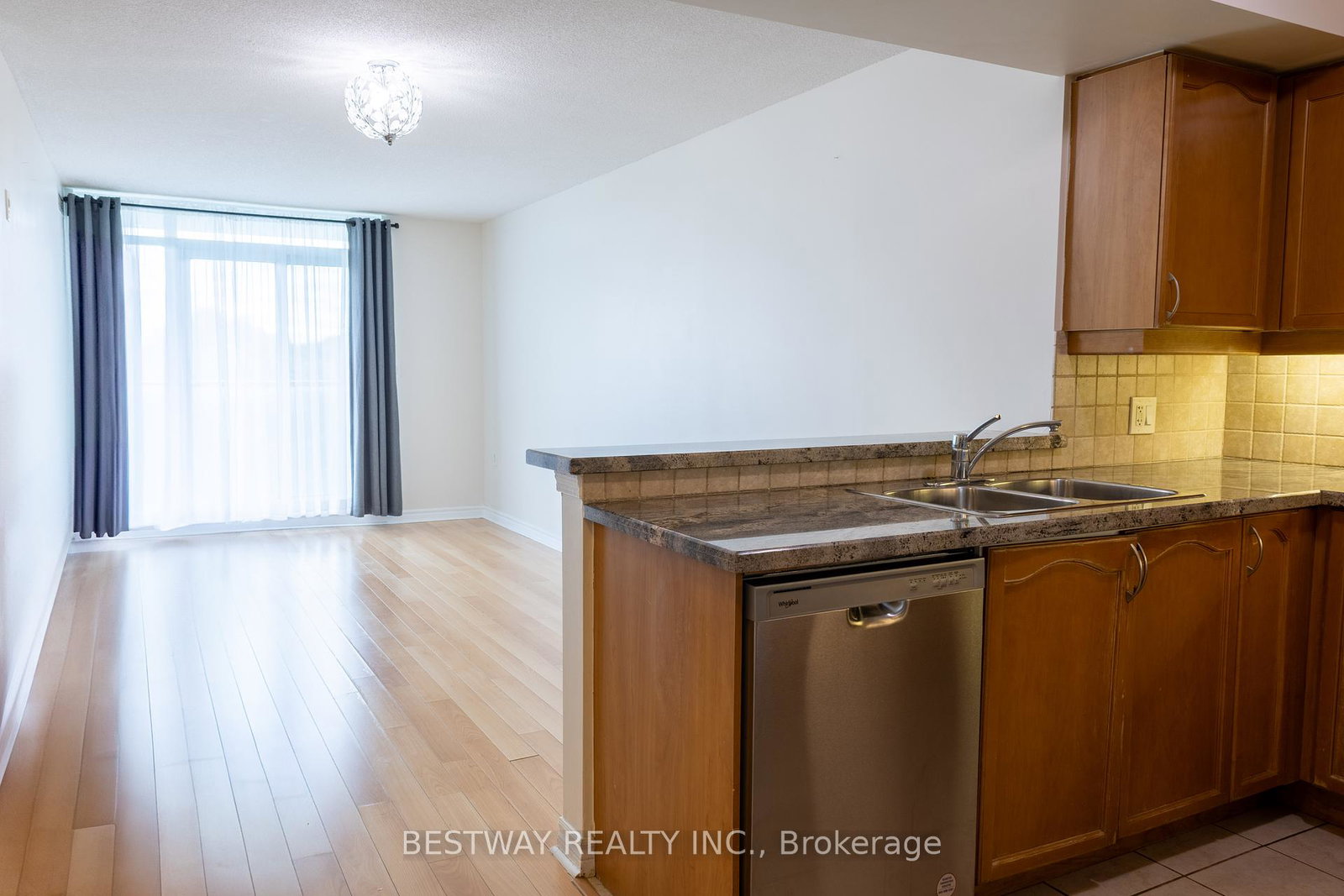 3840-bathurst-street-w-toronto-ontario-c12188697