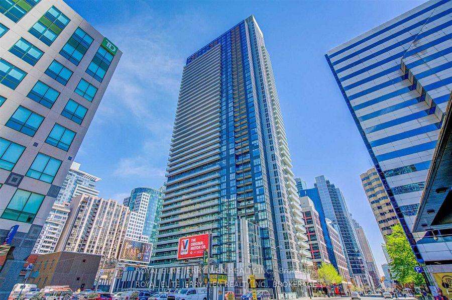 300-front-street-w-toronto-ontario-c12188706