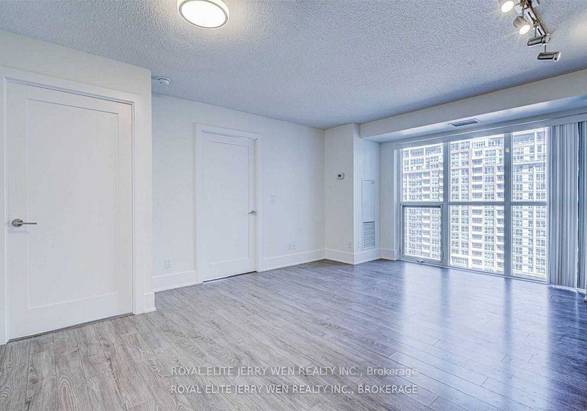 300-front-street-w-toronto-ontario-c12188706