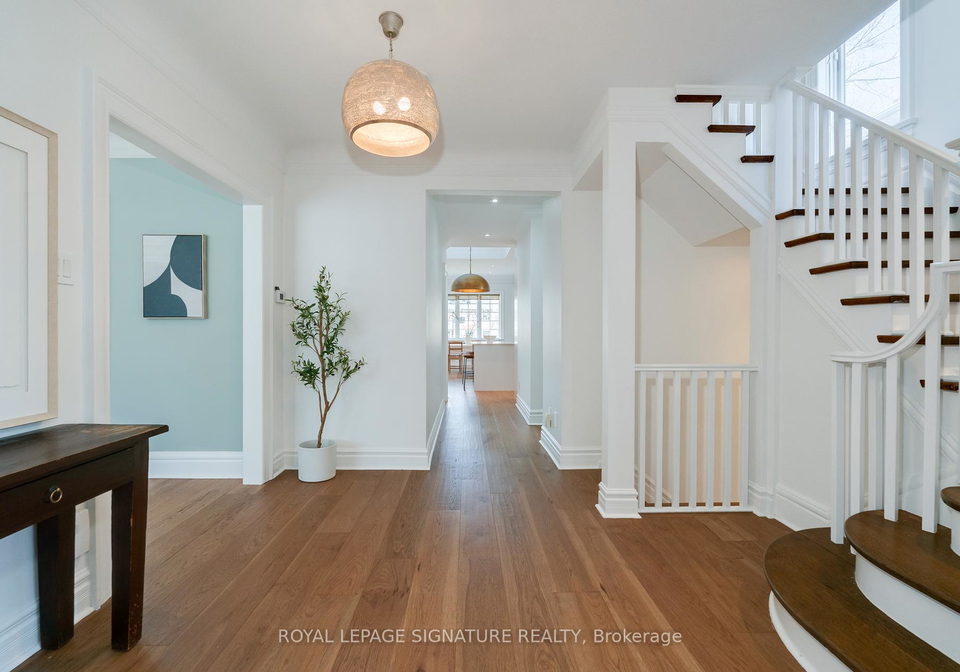 18-weybourne-crescent-toronto-ontario-c12189738
