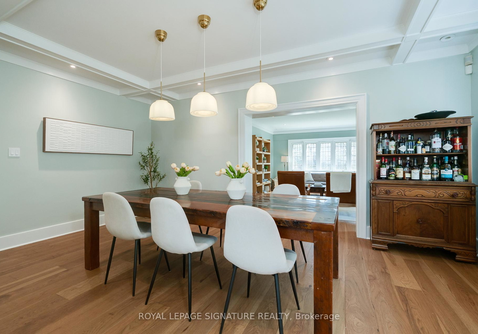 18-weybourne-crescent-toronto-ontario-c12189738