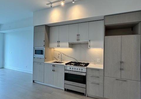 8-manor-road-w-toronto-ontario-c12189950