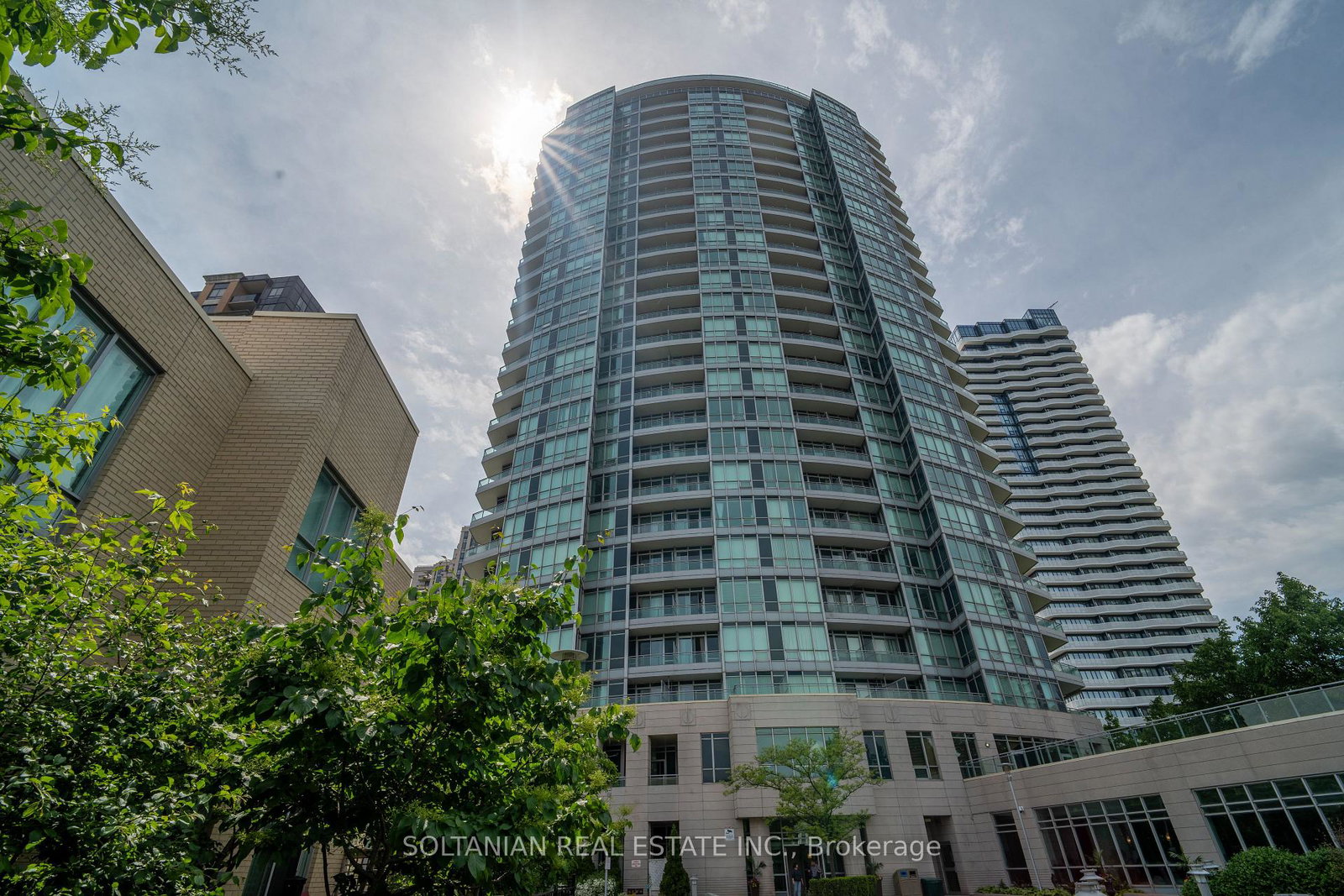 60-byng-avenue-north-york-ontario-c12190292