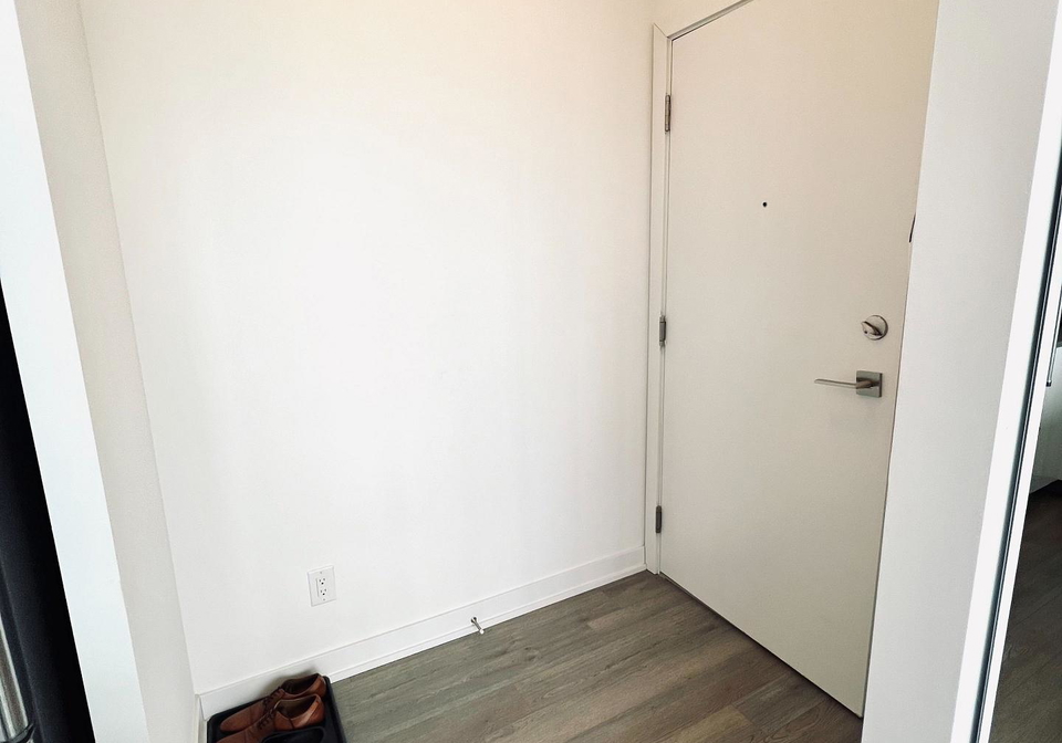 1603-eglinton-avenue-w-toronto-ontario-c12190603