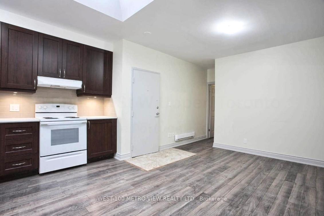 1570-dundas-street-w-toronto-ontario-c12190704