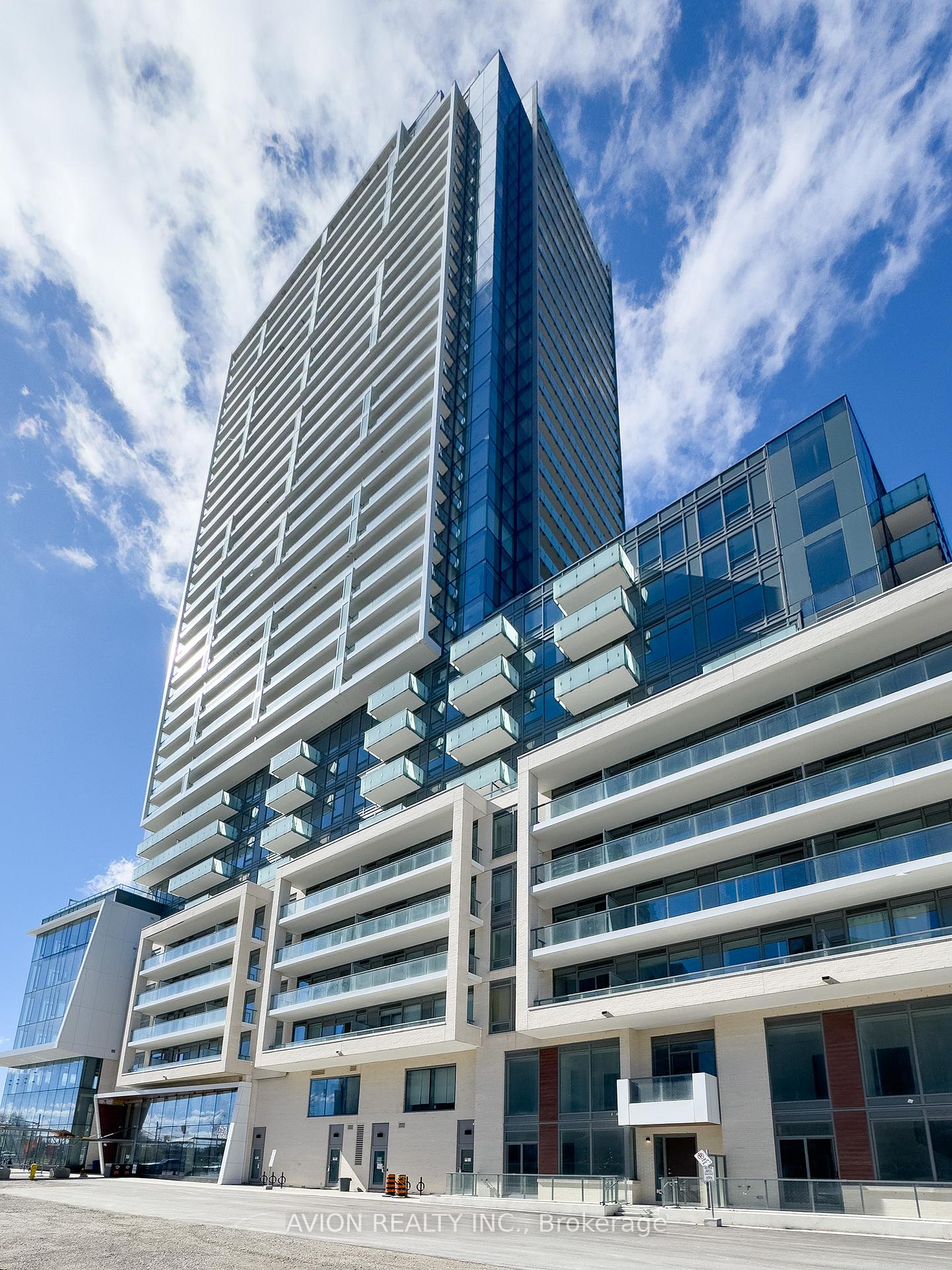 8-olympic-garden-drive-n-north-york-ontario-c12190948