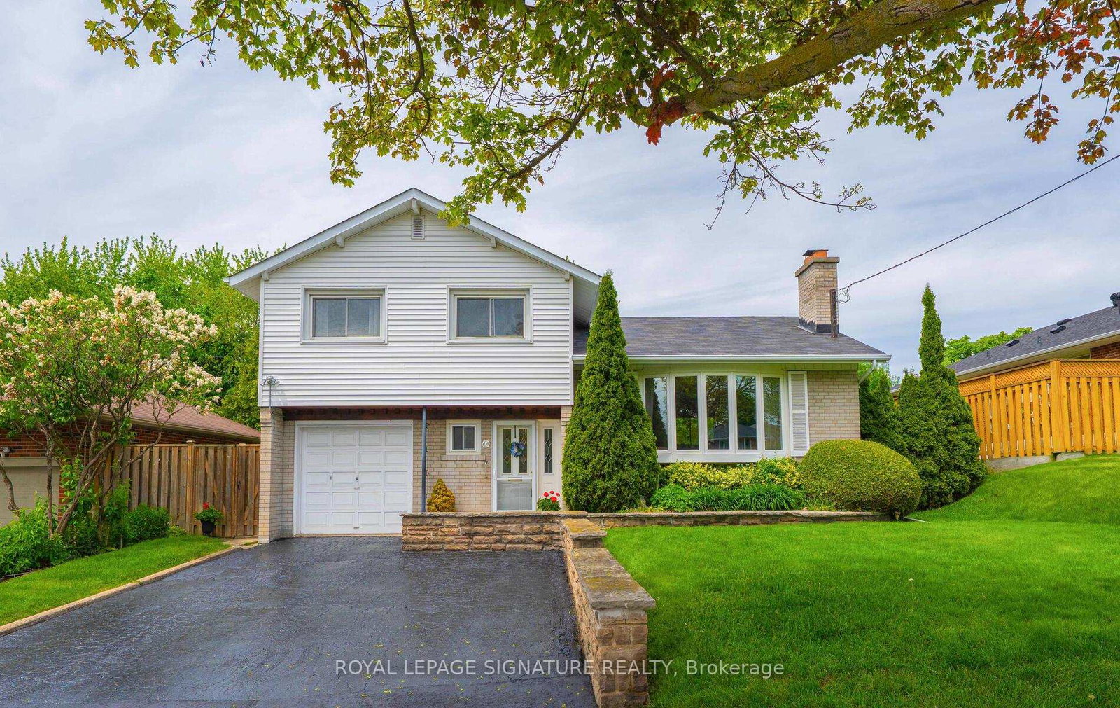 28-sweeney-drive-north-york-ontario-c12191180