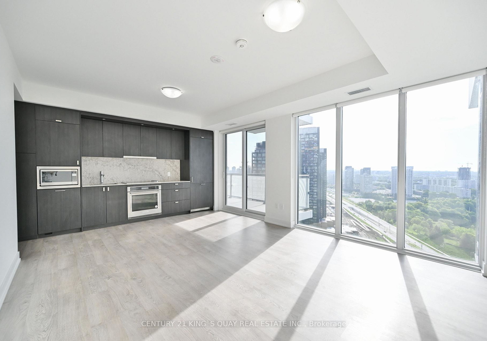 30-inn-on-the-park-drive-north-york-ontario-c12191402