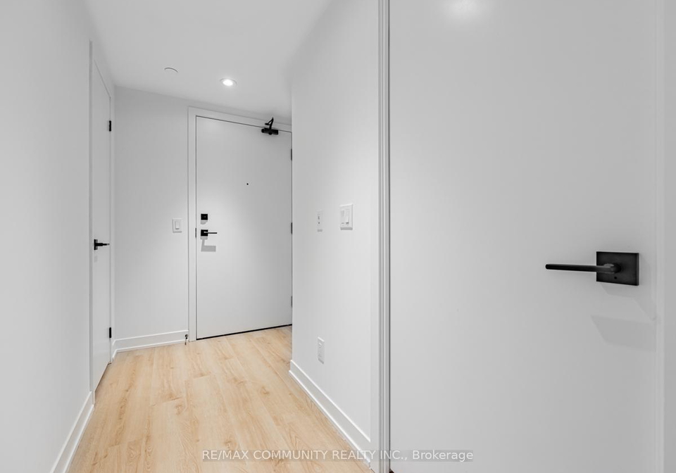 319-jarvis-street-toronto-ontario-c12192102