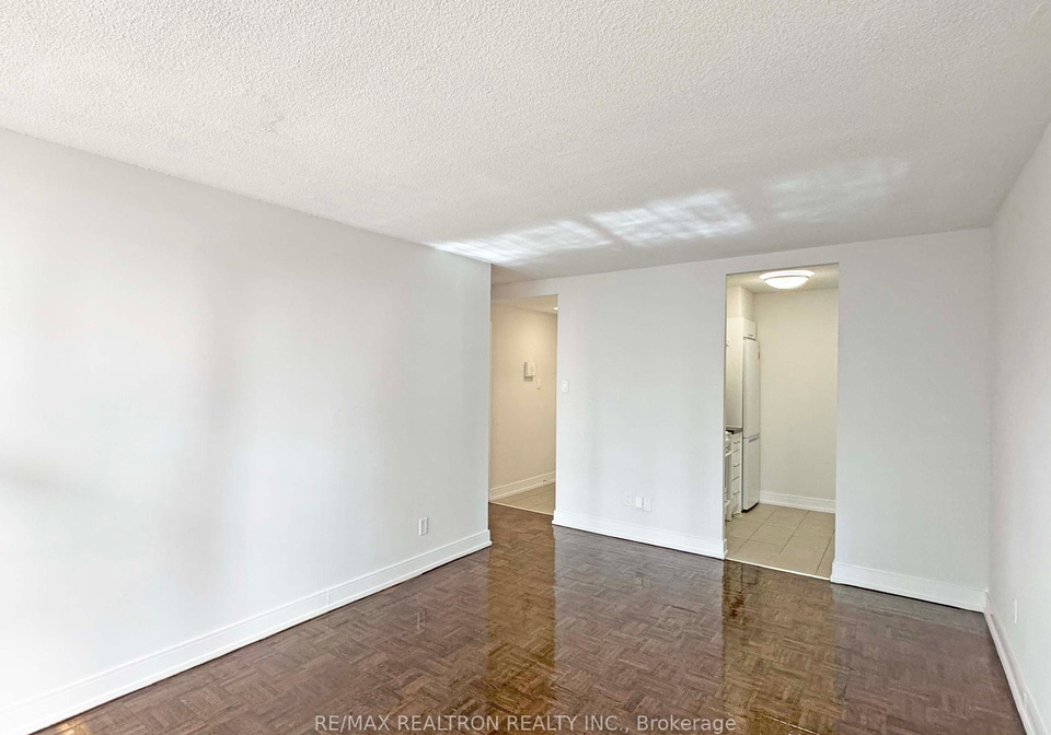 33-isabella-street-toronto-ontario-c12192227