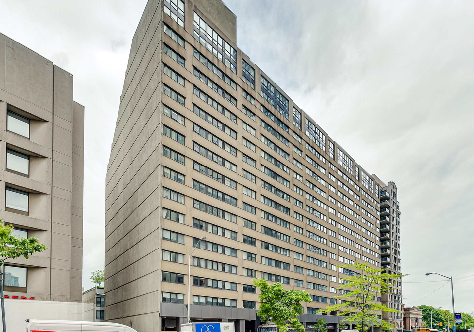 360-bloor-street-e-toronto-ontario-c12192252