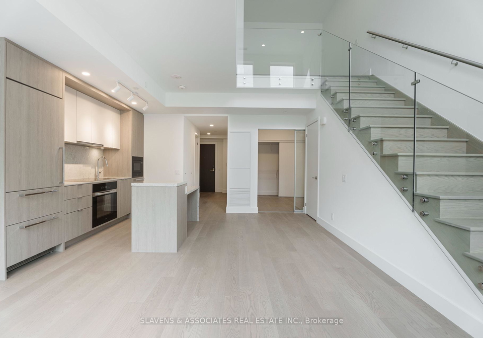 6-greenbriar-road-north-york-ontario-c12192386