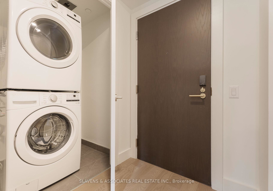 6-greenbriar-road-north-york-ontario-c12192386