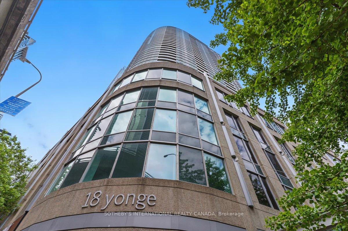 18-yonge-street-toronto-ontario-c12192573