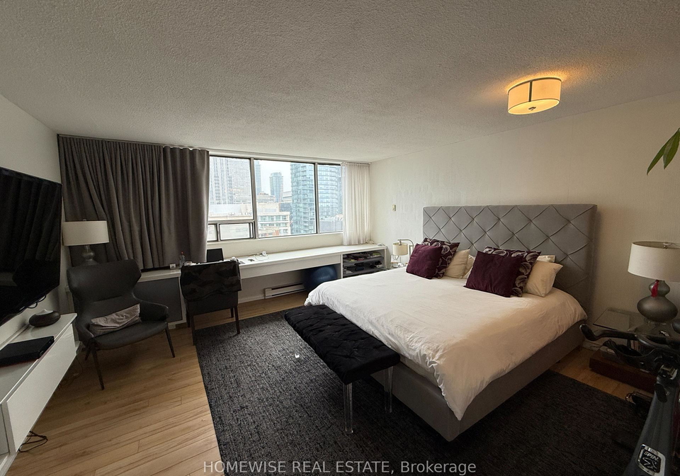 914-yonge-street-toronto-ontario-c12192623