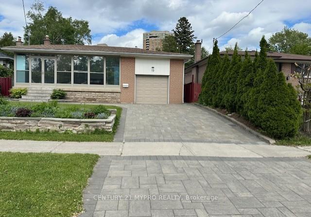 19-flavian-crescent-north-york-ontario-c12193121