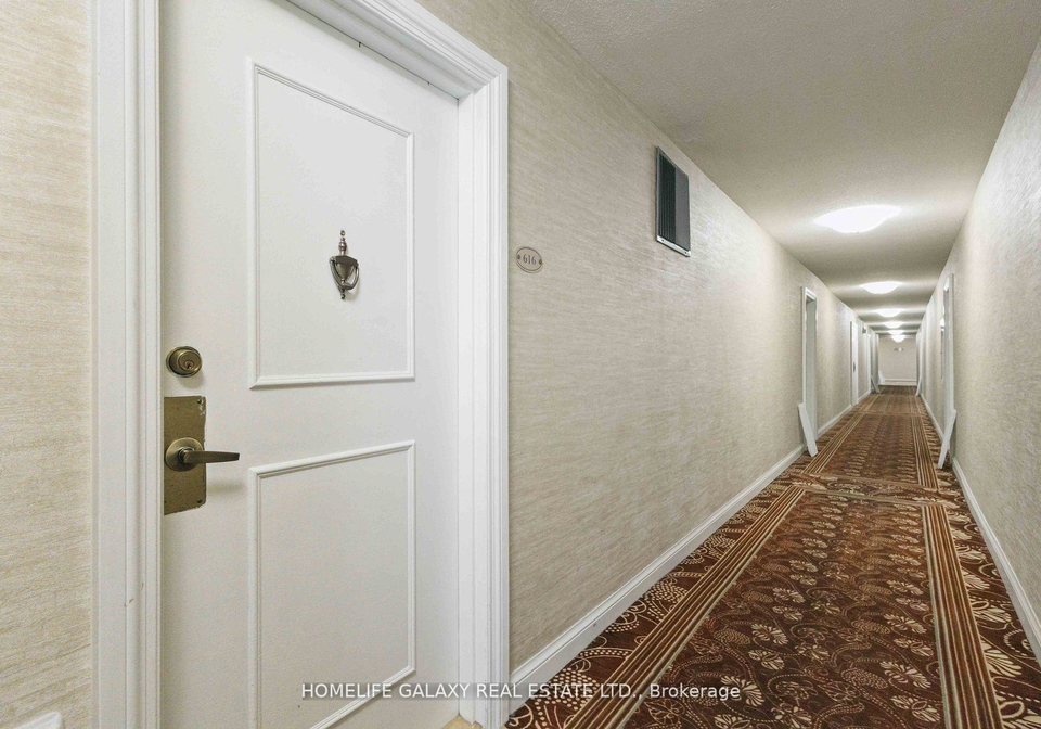 20-edgecliff-golfway-east-york-ontario-c12193639
