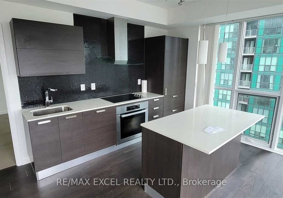 9-bogert-avenue-toronto-ontario-c12193846