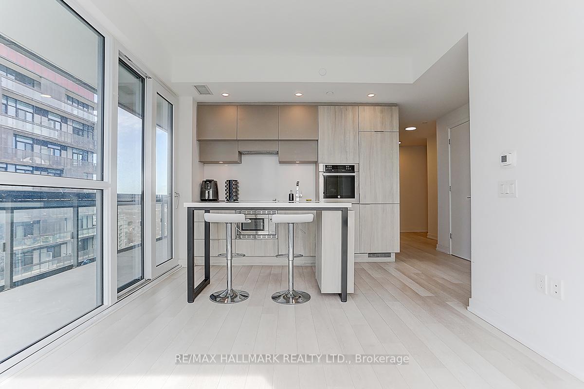 39-roehampton-avenue-toronto-ontario-c12194030
