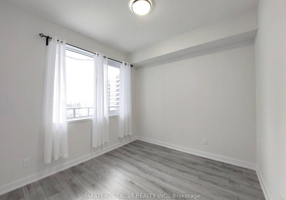 15-ellerslie-avenue-toronto-ontario-c12194125