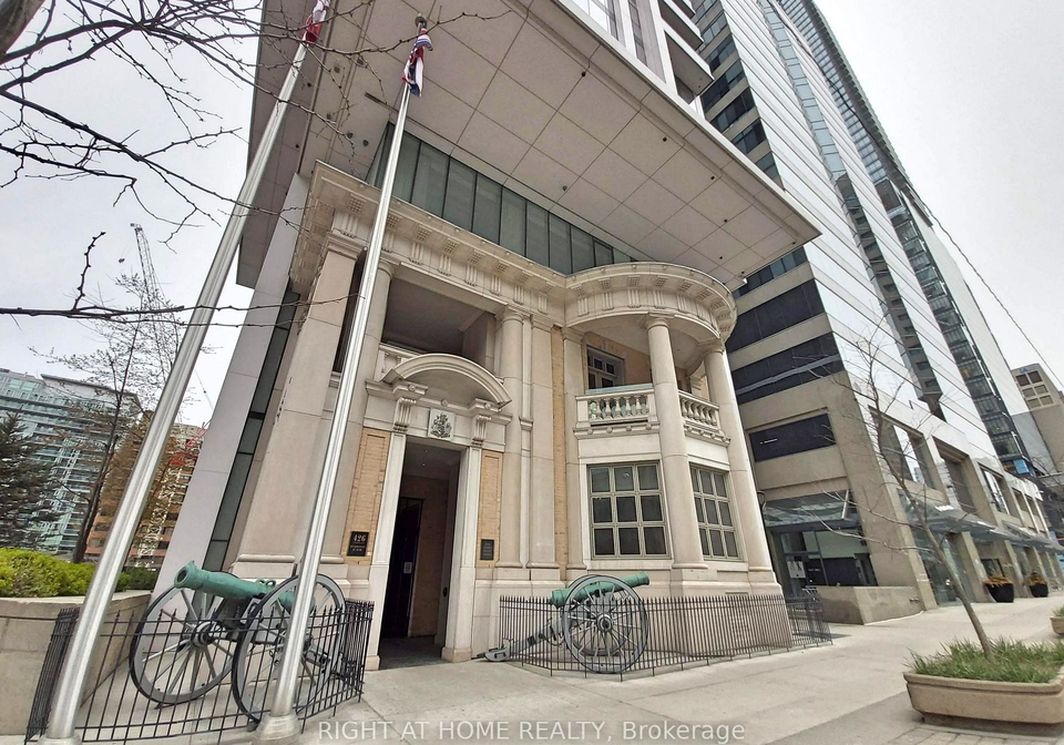 426-university-avenue-toronto-ontario-c12194130