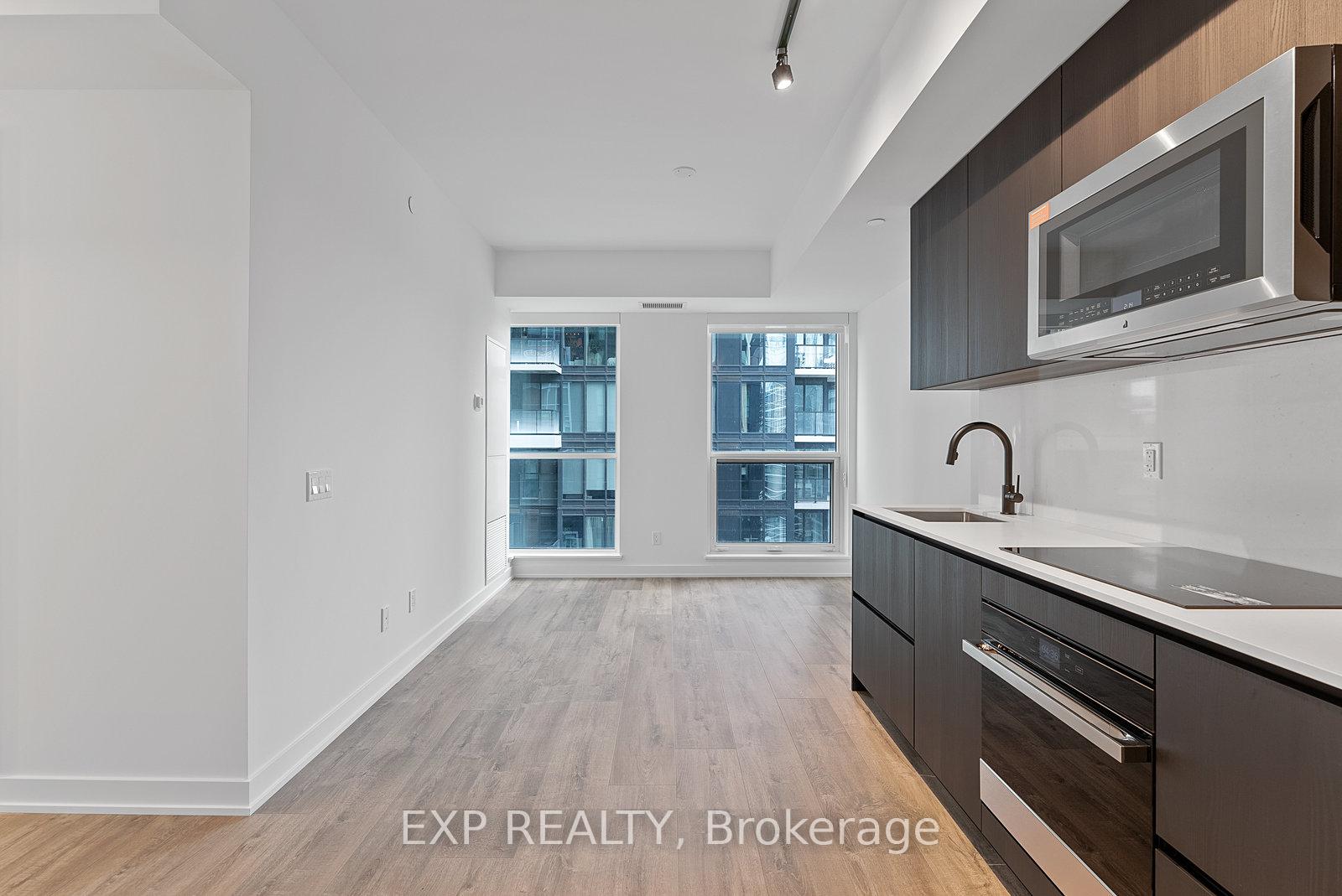 327-king-street-w-toronto-ontario-c12195387