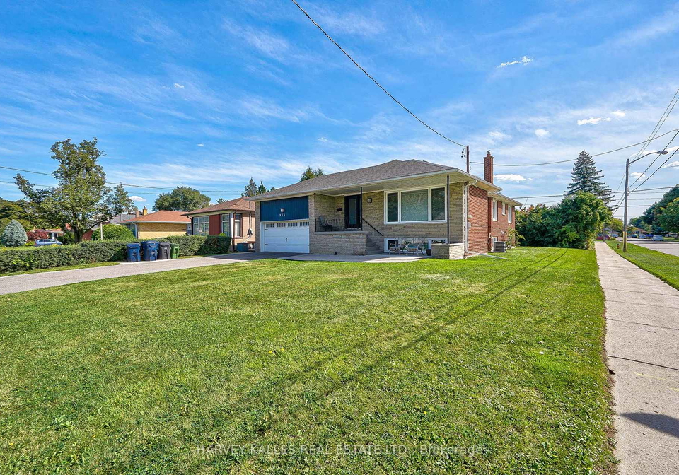 215-searle-avenue-toronto-ontario-c12196087