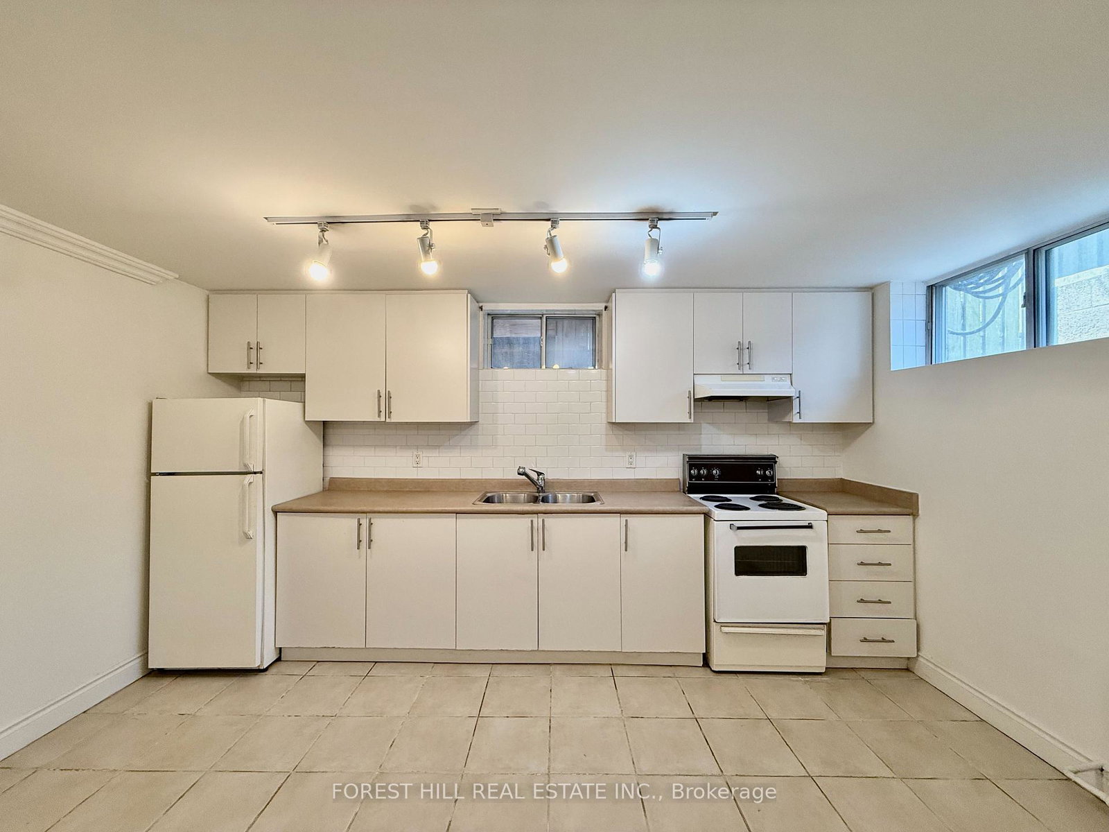 126-concord-avenue-toronto-ontario-c12196206