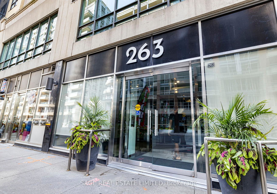 263-wellington-street-w-toronto-ontario-c12197794