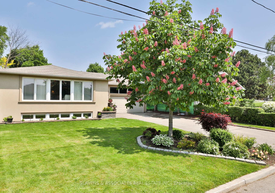 49-hearthstone-crescent-toronto-ontario-c12197985
