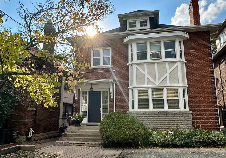 922-avenue-road-toronto-ontario-c12198320