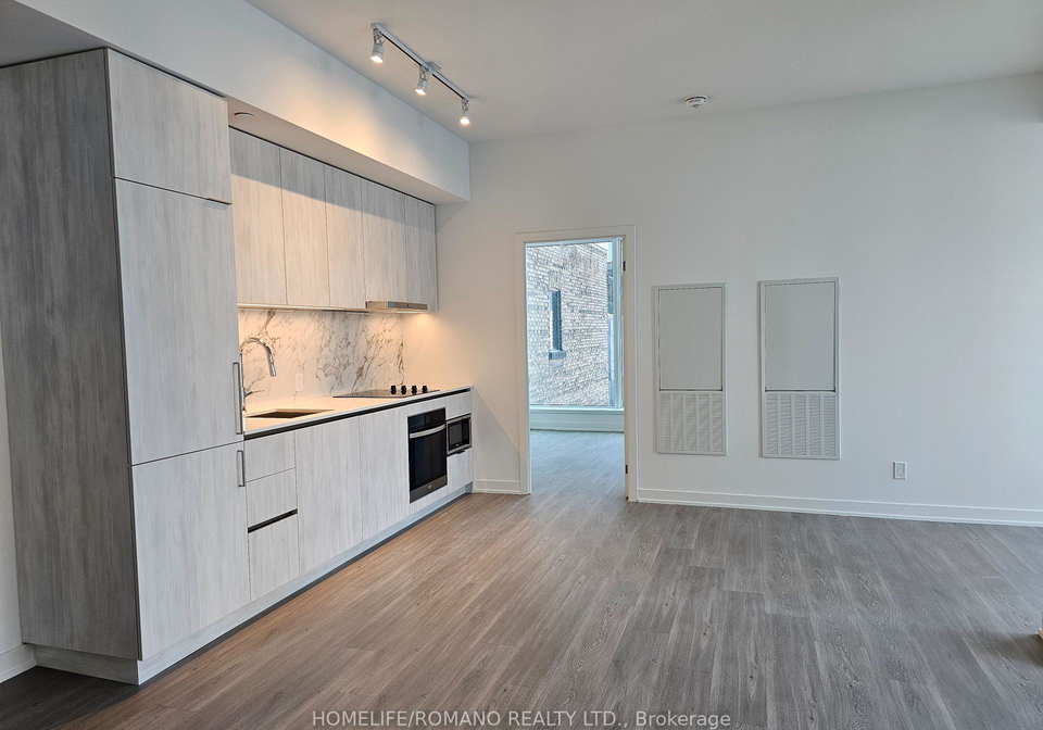 8-wellesley-street-w-toronto-ontario-c12198519