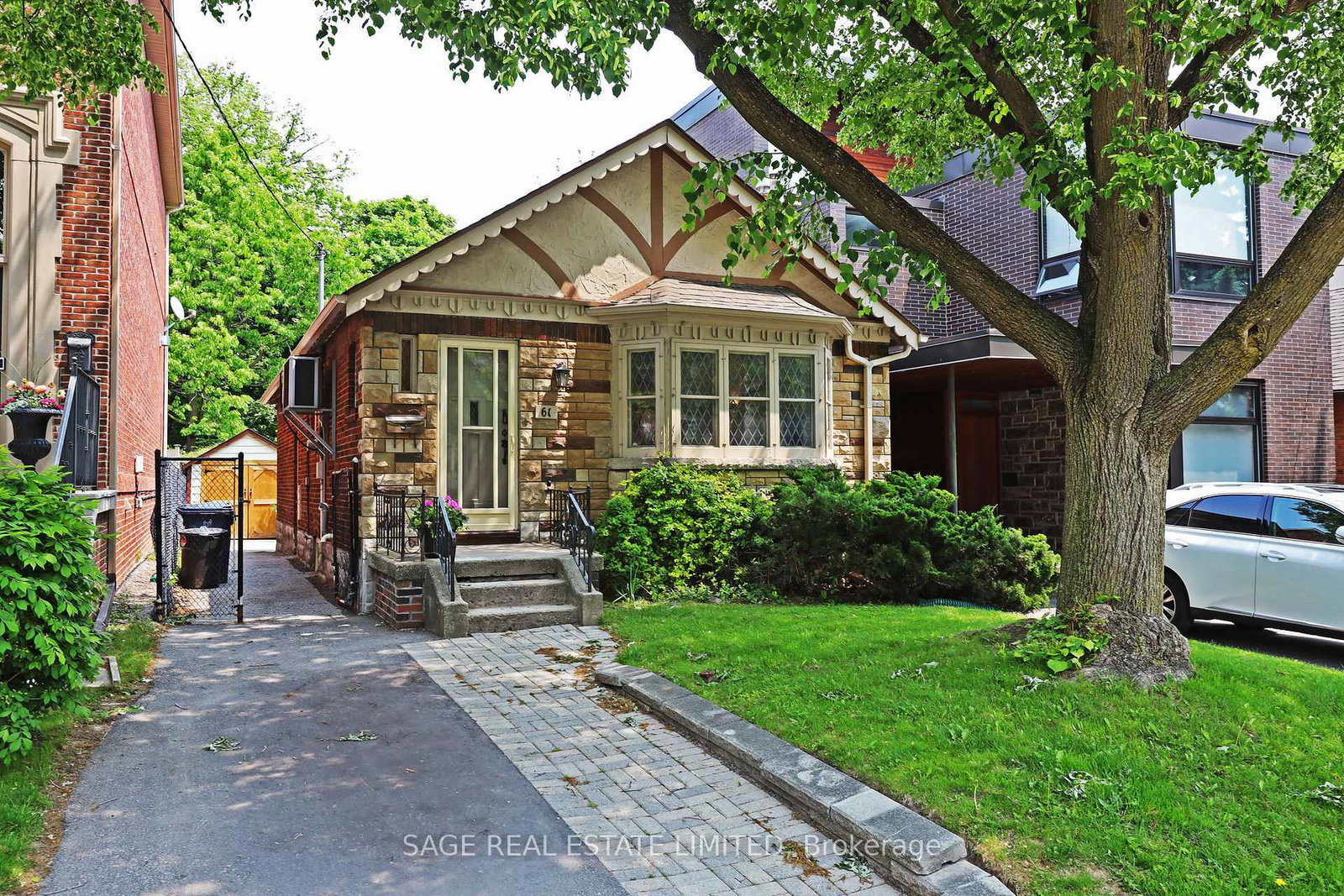 61-banff-road-toronto-ontario-c12199211