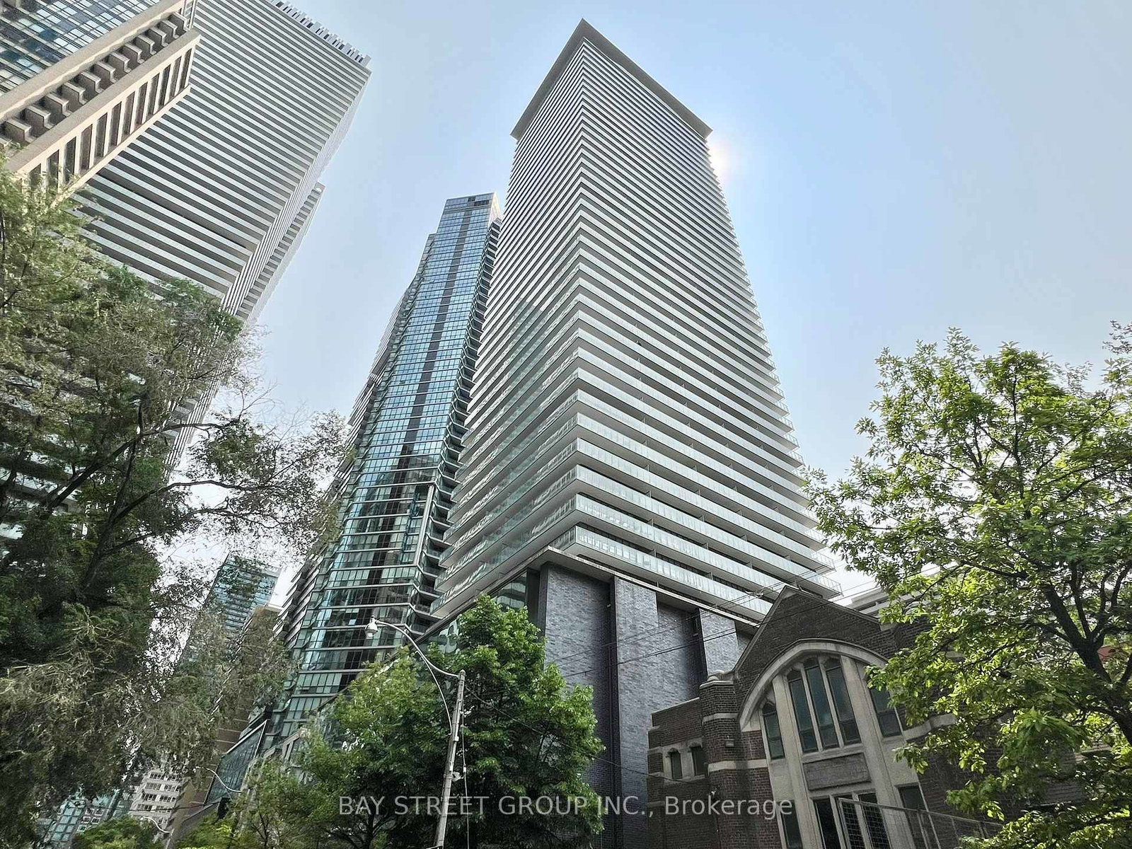 33-charles-street-e-toronto-ontario-c12199736