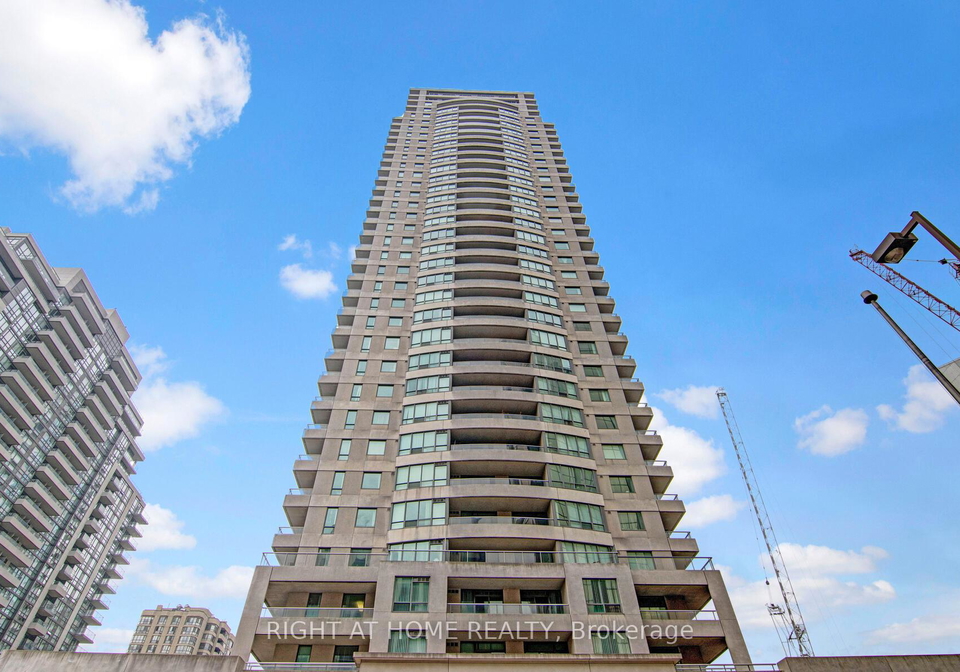 23-hollywood-avenue-north-york-ontario-c12201161