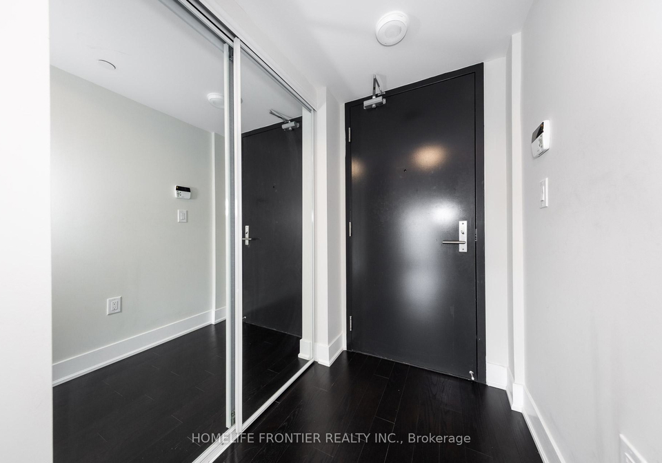 955-bay-street-toronto-ontario-c12201486