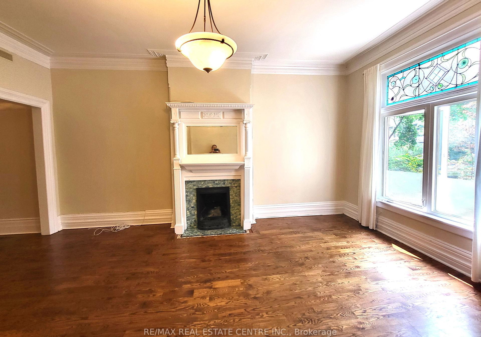 129-walmer-road-toronto-ontario-c12201922