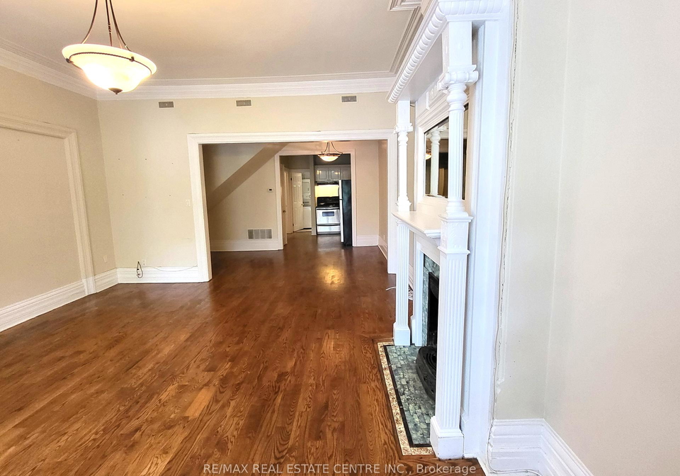 129-walmer-road-toronto-ontario-c12201922