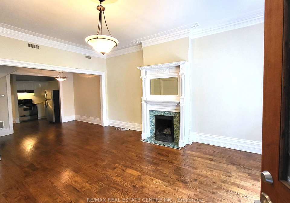 129-walmer-road-toronto-ontario-c12201922