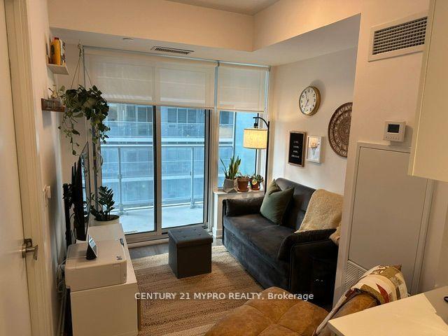 195-redpath-avenue-toronto-ontario-c12202409
