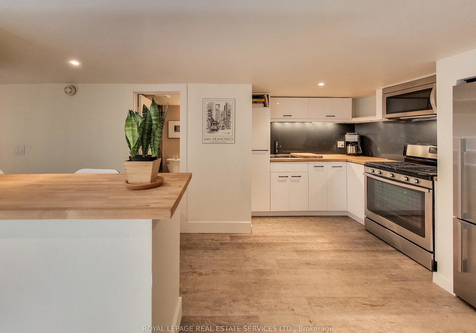 25-wells-street-toronto-ontario-c12202789